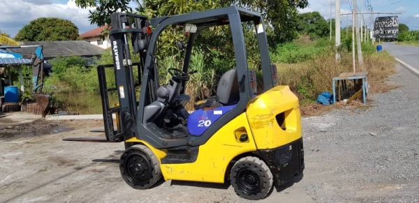 ขายด่วนรถยกKOMATSU FG20-16 ยก2ตันยกสูง3เมตรยางตันใหม่4เส้นรถนอกเพิ่งนำเข้ามายังไม่เคยใช้งานในเมืองไทยเลย