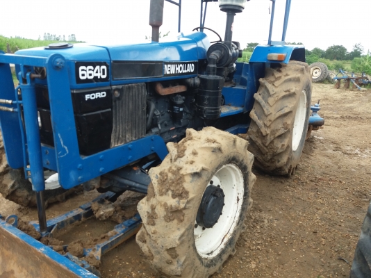 ขาย6640(4&times;4)คานนิวฮอแลนรถปี96