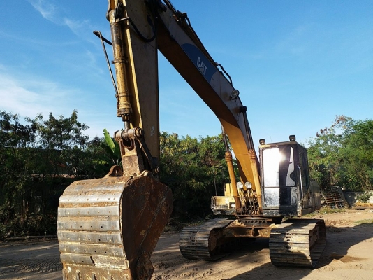 ขายรถขุดแบ็คโค CAT E200B เอกสารอินวอยซ์ บูมสวยช่วงล่างดี เฟรมสวย เครื่องมิตซู แอร์เย็น วีดีโอการทำงาน https://youtu.be/DLojwz28pEk