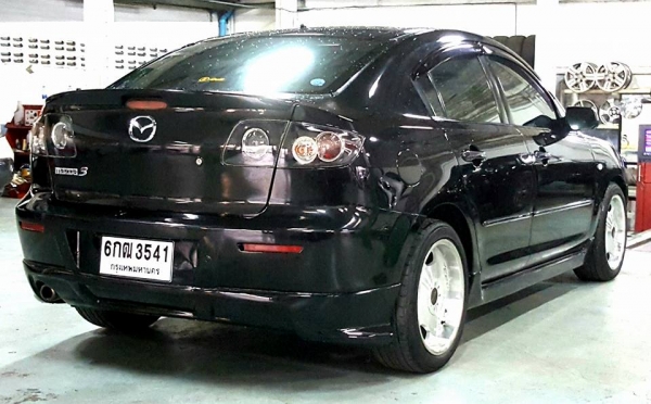 Mazda Mazda 3 เบนซิน + LPG ปี 2010 สีดำไม่แพง