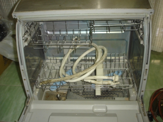 ขายเครื่องล้างจานโตชิบ้ารุ่น DWS-70DY ไฟ100V พร้อมหม้อแปลง ไฟ220vเป็นไฟ100V