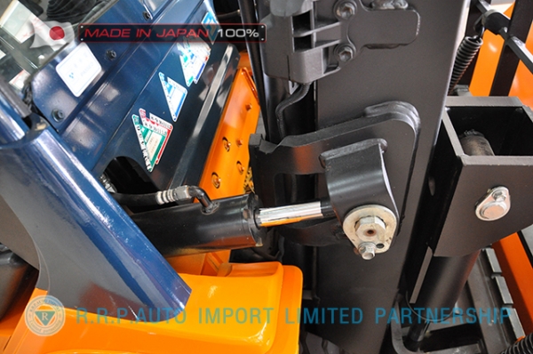 ขายรถโฟล์คลิฟท์มือสอง TOYOTA รุ่น 7FDJ30-23691 นำเข้าจากประเทศญี่ปุ่น 100\% ไม่เคยใช้งานในไทย