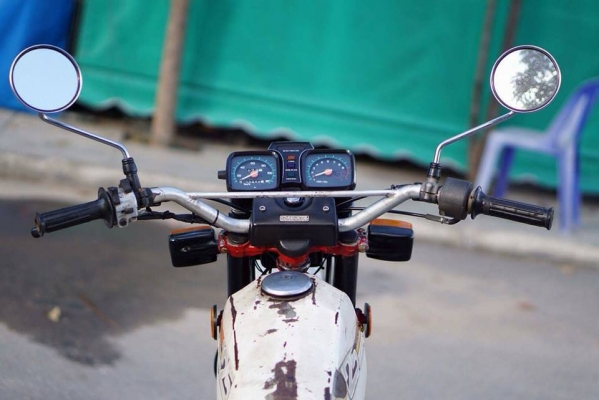 ร้าน  วุฒิ นนบุรี ขาย วิหกสายฟ้า ts125 cc  er สวย