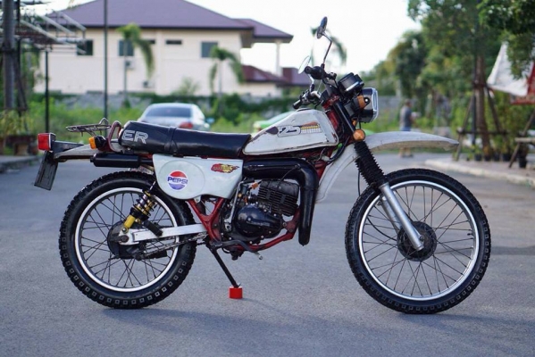 ร้าน  วุฒิ นนบุรี ขาย วิหกสายฟ้า ts125 cc  er สวย