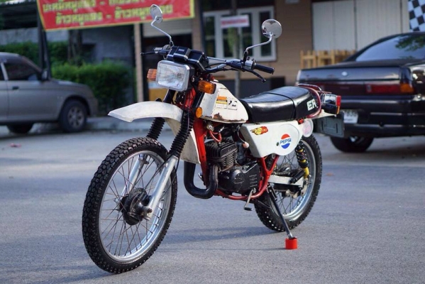 ร้าน  วุฒิ นนบุรี ขาย วิหกสายฟ้า ts125 cc  er สวย