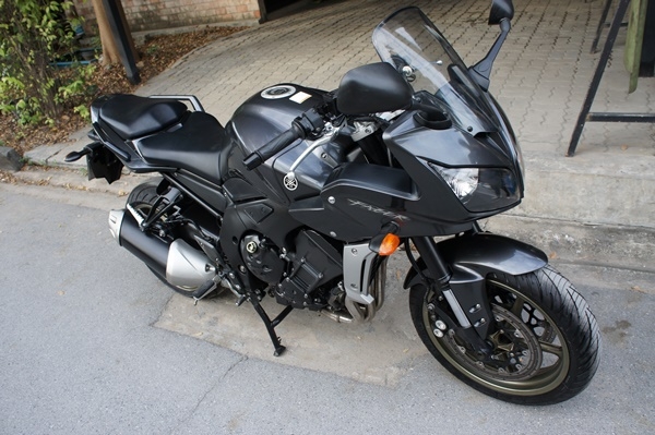yamaha FZ1 2009 สวย ทะเบียน รถศูนย์ yamaha
