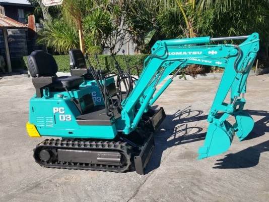 KOMUTSU PC03