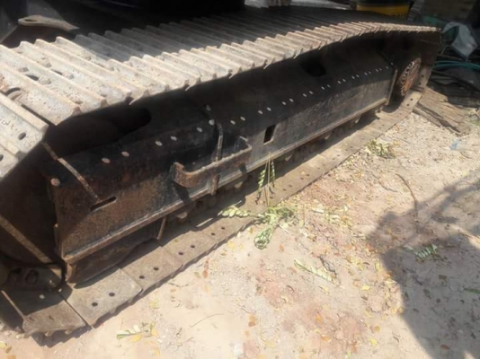 ขายจ้า KOMATSU PC60-7   เก่าญี่ปุ่นแท้  สภาพสวย  เดิมๆๆ  2,XXX ชั่วโมง  มีผานหน้า  พร้อมใช้  โทร  089-3818694  ดวงนภา