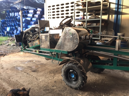 เครื่องอีซุซุ 4HG 145 แรง  ท่อสแตนเลส ยาว 12 เมตร หนา 3 มม   ตูดคิ้วเจริญ หน้าท่อ 10 นิ้ว  ท่อขับได้ มือ1พร้อมใช้งาน น้ำแรงดี