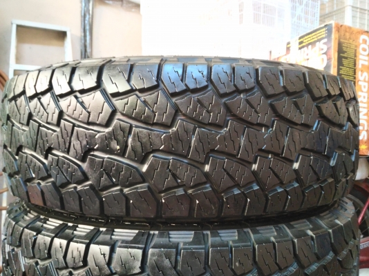 ขาย หรือ แลก ยาง Hankook 265 x 75 x 16 AT ขาย หรือ แลก ยาง Hankook 265 x 75 x 16 AT