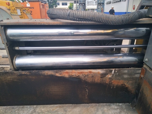 ถึงไทยแล้ว HA60C-5 ล้อแทร็ค สภาพสวยมากๆครับคันนี้ใช้งานได้ครบทุกระบบ ได้ไปคุ้มแน่นอนครับ 092-929-9942 ธีรเทพ