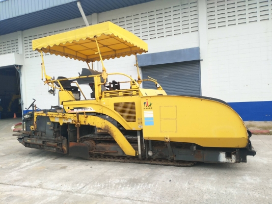 ถึงไทยแล้ว HA60C-5 ล้อแทร็ค สภาพสวยมากๆครับคันนี้ใช้งานได้ครบทุกระบบ ได้ไปคุ้มแน่นอนครับ 092-929-9942 ธีรเทพ