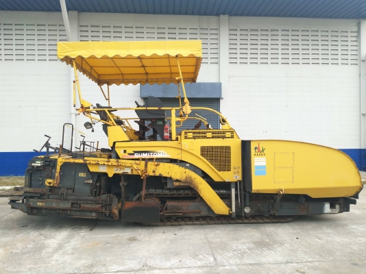 ถึงไทยแล้ว HA60C-5 ล้อแทร็ค สภาพสวยมากๆครับคันนี้ใช้งานได้ครบทุกระบบ ได้ไปคุ้มแน่นอนครับ 092-929-9942 ธีรเทพ