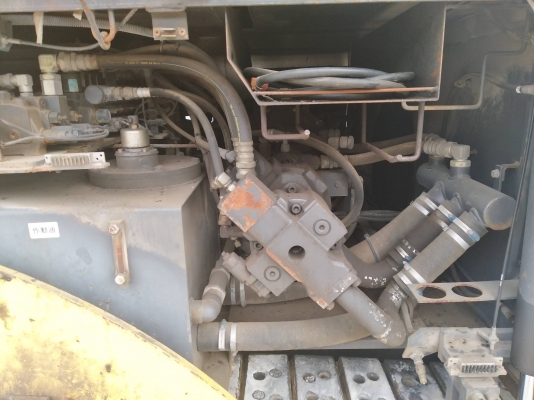 ถึงไทยแล้ว HA60C-5 ล้อแทร็ค สภาพสวยมากๆครับคันนี้ใช้งานได้ครบทุกระบบ ได้ไปคุ้มแน่นอนครับ 092-929-9942 ธีรเทพ