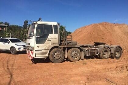 ขาย 895,000 บาท HINO PROFIA 12 ล้อ 2 เพลา เครื่อง P11C-320 แรง หัวบาง ยางดี คัสชีสวย เอกสารเล่มทะเบียน  รถอยู่  นครพนม  090-772-3710 090-772-3708