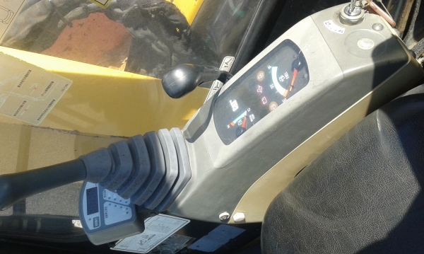 ต้องการขายรถขุดยี่ห้อ CAT-303SR รถนอกนำเข้าจากญี่ปุ่น ต้องการขายรถขุดยี่ห้อ CAT-303SR รถนอกนำเข้าจากญี่ปุ่น