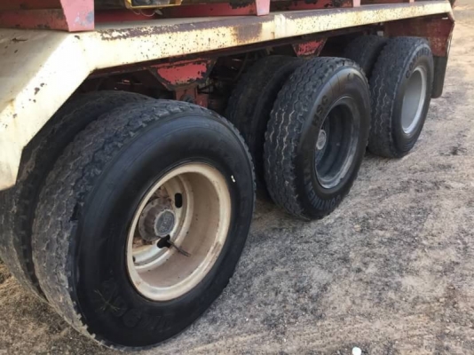 ขายเริ่ม 360,000฿.มี3หางยาว9.20มปี49/50 ขายเหมาก็ได้แยกกางก็ได้ ต่ออู่เสรีชัย หางอยู่ บุรีรัมย์ โทร 090-772-3710 090-772-3708