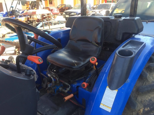 ขายถูก นิวฮอลแลนด์ 48 แรงม้า 1500 ชม พร้อมใบดันดิน