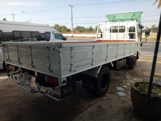 ISUZU 130