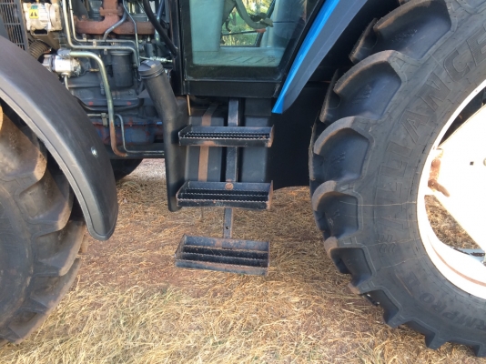 ขายNEW HOLLAND TS110 นำเข้า