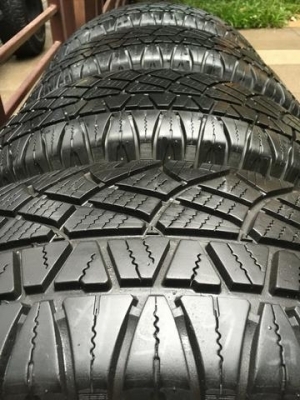 ยาง Michelin 265 65 17 กลางปี12 ดอกเต็ม ใช้งานน้อย ราคาไม่แพง ยาง Michelin 265 65 17 กลางปี12 ดอกเต็ม ใช้งานน้อย ราคาไม่แพง