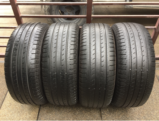 ยาง Goodyear 265 65 17 สิ้นปี14 ดอกเต็ม ใช้ยาว ราคาไม่แพง