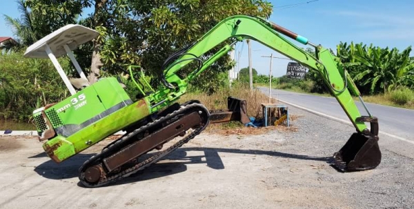 ขายด่วนรถแบคโฮมิสซูMM35เทียบเท่าPC35คอลโทลสั่นปั่มนิ้วเครื่อง3สูบดีปั่มแรงรถนอกเพิ่งนำเข้ามาใหม่ยังไม่เคยใช้งานในเมืองไทยเลย