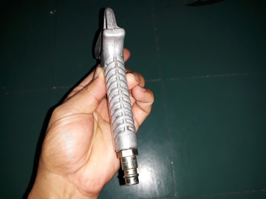 ขายปืนลมงานเก่าอลูมิเนียมหนาหนัก มาจากยุโรป