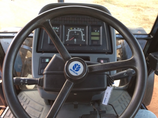 รถไถ NEW HOLLAND TS90 นำเข้า สภาพสวย ดาวน์ต่ำ