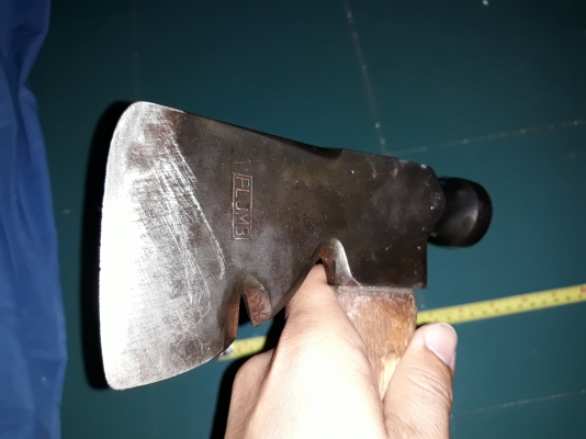 ขายขวานหัวค้อน PLUB MADE IN USA.เก่าเหล็กมันเงามือสองสวยงาม