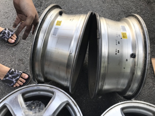 ขายแม็กเดิม แท้ติดรถ FD ขอบ15 5รู ขายแม็กเดิม แท้ติดรถ FD ขอบ15 5รู