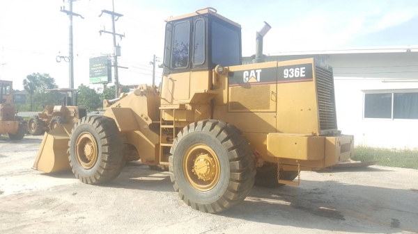 รถตักล้อยาง CAT 936E เก่านอก ญ๊๋ปุ่น เอกสารอินวอย