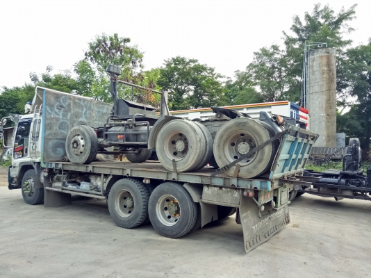 คัชขี hino ss  หัวลาก พร้อมทะเบียนโอน