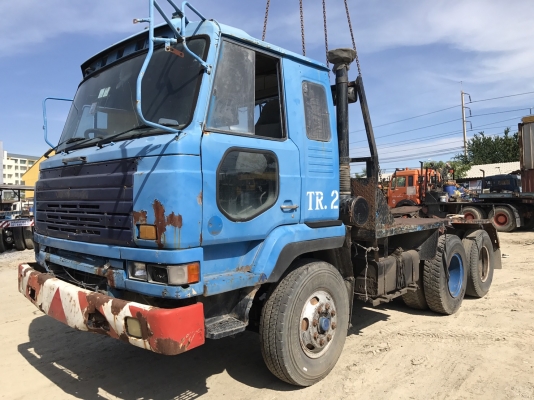 ขายรถหัวลาก 10 ล้อ 2 เพลา ราคา.210,000 MITSUBISHI FUSO วางเครื่อง PD6 (270 แรง เทอร์โบ) เกียร์นิสัน หัวเก็บภายในนิดหน่อย รถเก็บงานนิดหน่อยก็ใช้งานได้เลย ช่วงล้างใหญ่ เบรคแห้ง สนใจนัดดูรถได้ที่ 081-3531946 ต่อ.บางนา รถอยู่ปทุม