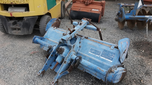 ขายโรต้าลี้ใช้ในร่องออ้ยและอุปกรณ์เกรษตครับผาน5ยกร่องมัน