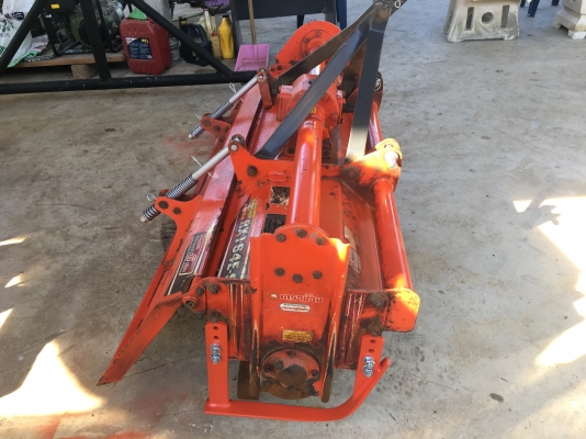 ขายโรตารี่ตราช้าง 1.6 เมตร สภาพสวย RX164E-S เเขนกลางพิเศษเเละยอย ครบ ใบเต็มๆ