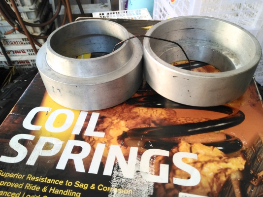 ขายสปริงโอลแมน และ ก้อนรองอลูมิเนียม