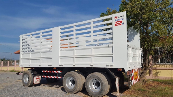 ขาย ลูกพ่วงสามมิตรสามเพลาไม่ดั้ม ปี 51 สภาพสวยพร้อมใช้งาน เอกสารพร้อมโอน  สนใจติดต่อเรา ดำสุโขทัย โทร 089-7087998,081-7855503 หรือเยี่ยมชมเว็บไซต์ได้ที่ www.dum-sukhothai.com เรายินดีต้อนรับและให้บริการค่ะ