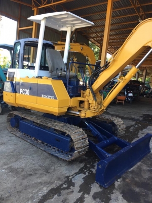 #ราคา 290&rsquo;000- (ต่อรองได้คับ) รถขุด KOMATSU PC30-6 พร้อมทำสี  เช็คระบบ  เก่านอกแท้ มีเอกสาร  ชั่วโมงการทำงานน้อย  #สนใจติดต่อ: 096-5411713 หรือ 092-5768909