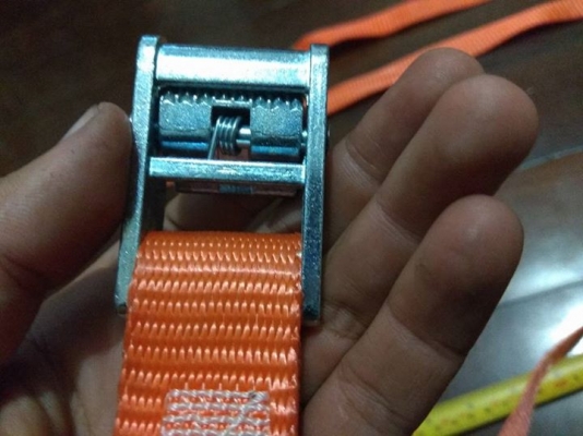 เชือกรัดของมือสอง