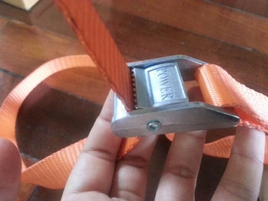 เชือกรัดของมือสอง