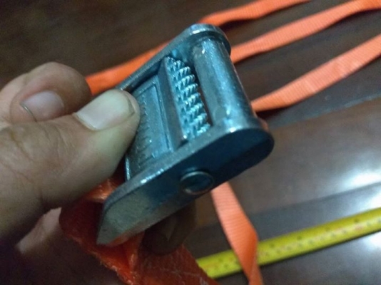 เชือกรัดของมือสอง