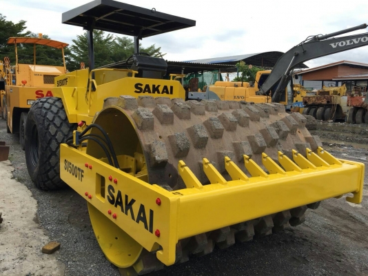 ขออนุ ญาติขายรถ  รถ บดSV500TFสองเปือกสองเพลาเอกสารเล่มเก็บรั่วไหลทำสีใหม่ทั้งคันพร้อมใช้งานราคา1180000สนใจติดต่อ 0853224877-0988930465