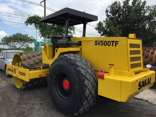 ขออนุ ญาติขายรถ  รถ บดSV500TFสองเปือกสองเพลาเอกสารเล่มเก็บรั่วไหลทำสีใหม่ทั้งคันพร้อมใช้งานราคา1180000สนใจติดต่อ 0853224877-0988930465