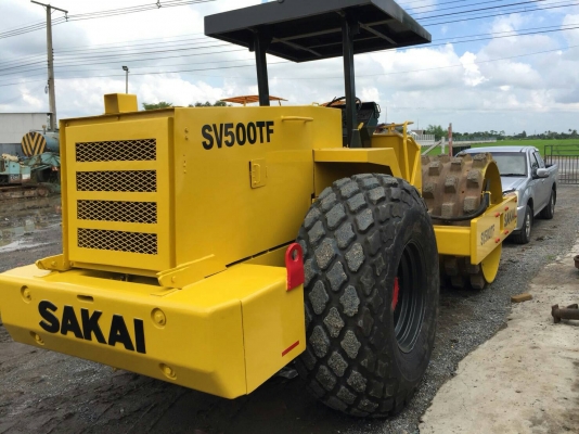 ขออนุ ญาติขายรถ  รถ บดSV500TFสองเปือกสองเพลาเอกสารเล่มเก็บรั่วไหลทำสีใหม่ทั้งคันพร้อมใช้งานราคา1180000สนใจติดต่อ 0853224877-0988930465