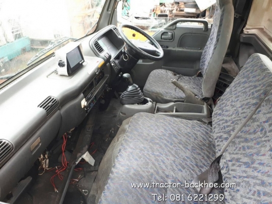 ขาย หัวเก๋ง ISUZU NPR เก่าญี่ปุ่น มีกระจังหน้า สายเกียร์ กันชน กุญแจ ไม่มีกระจกมองข้างมา เก่าญี่ปุ่นแท้ สภาพสวย