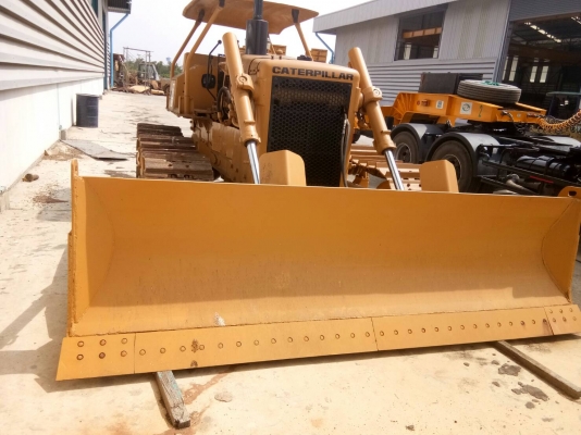 ขออนุ ญาติขายรถ  D5Bตีนไก่บิ๊วใหม่ทุกระบบพร้อมใช้งานราคา980000   สนใจติดต่อ 0853224877-0988930465