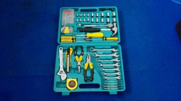 กล่องเครื่องมือ 60 ชนิด ของใหม่แกะกล่อง รหัสสินค้า 81004765 โทร  087-677-3704 Line ID:nihonmono