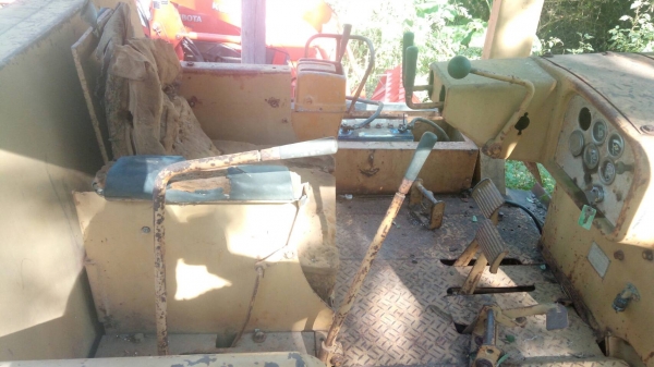 ขออนุ ญาติขายรถ อทกเตอร์D7Fเกียร์ท๊อกพร้อมใช้งานมีดริปเปอหลังเอกสารเล่มช่วงลางเต็มราคา580000 สนใจติดต่อ 0853224877-0988930465 ขออนุ ญาติขายรถ อทกเตอร์D7Fเกียร์ท๊อกพร้อมใช้งานมีดริปเปอหลังเอกสารเล่มช่วงลางเต็มราคา580000 สนใจติดต่อ 0853224877-0988930465