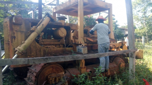 ขออนุ ญาติขายรถ อทกเตอร์D7Fเกียร์ท๊อกพร้อมใช้งานมีดริปเปอหลังเอกสารเล่มช่วงลางเต็มราคา580000 สนใจติดต่อ 0853224877-0988930465 ขออนุ ญาติขายรถ อทกเตอร์D7Fเกียร์ท๊อกพร้อมใช้งานมีดริปเปอหลังเอกสารเล่มช่วงลางเต็มราคา580000 สนใจติดต่อ 0853224877-0988930465